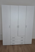 Šatníková skriňa (štvordverová) – fotka 2